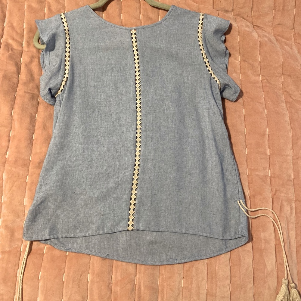 Cute THML top size small